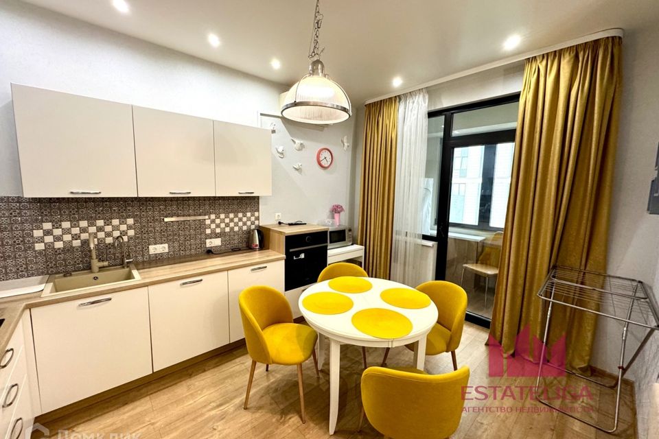 Сдаётся 1-комнатная квартира, 45 м²