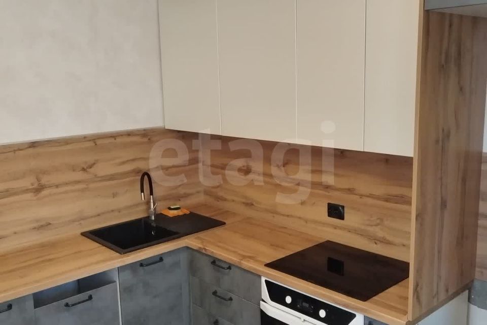 Сдаётся 2-комнатная квартира, 57.4 м²