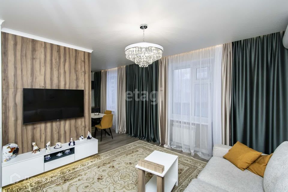 Продаётся 2-комнатная квартира, 80.6 м²