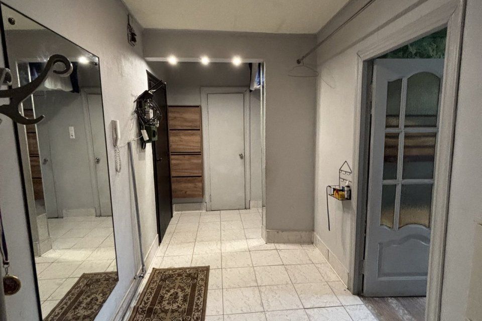 Сдаётся 2-комнатная квартира, 55 м²