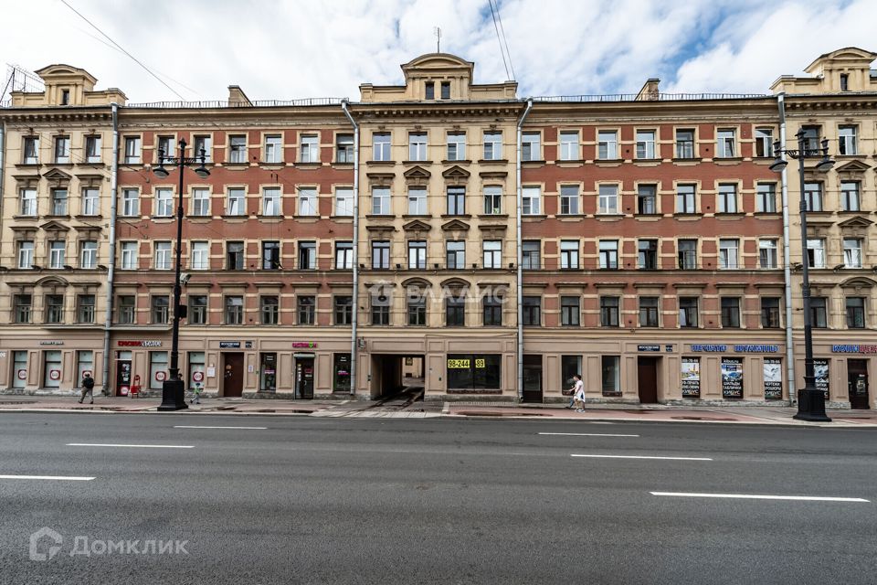 Продаётся 4-комнатная квартира, 74.5 м²