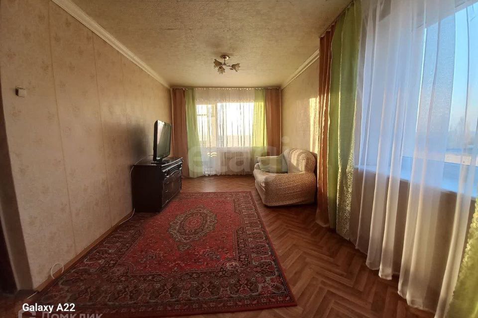 Продаётся 3-комнатная квартира, 57.5 м²