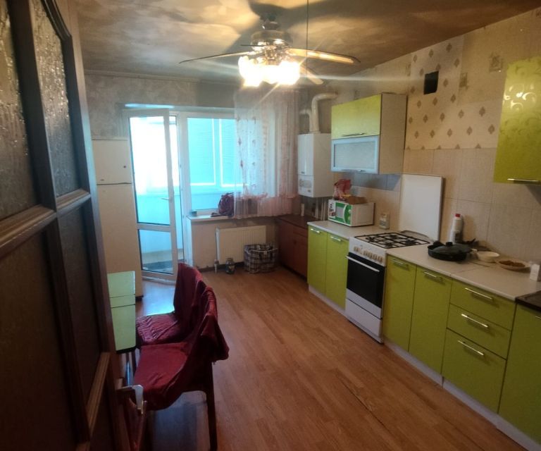 Сдаётся 2-комнатная квартира, 60 м²