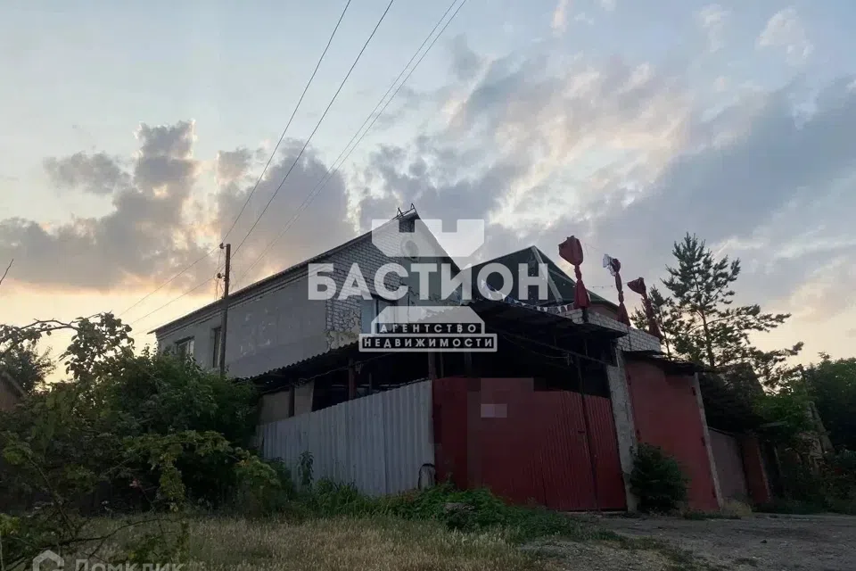 Продаётся 2-этажный дом, 100 м²