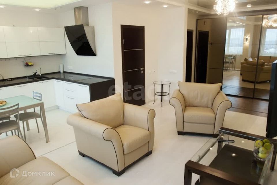 Сдаётся 3-комнатная квартира, 86 м²