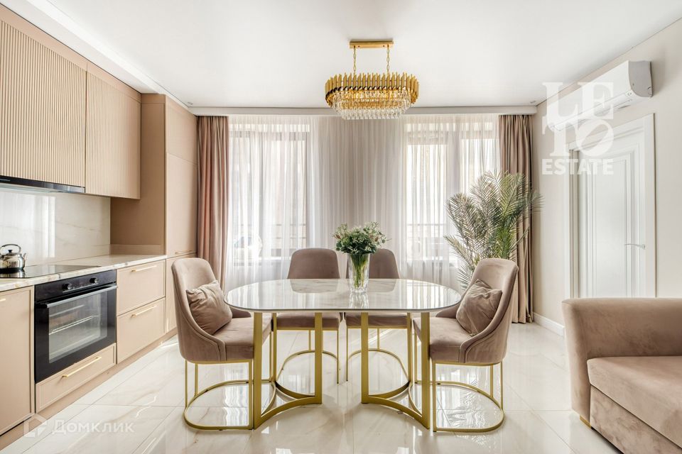 Продаётся 3-комнатная квартира, 70 м²