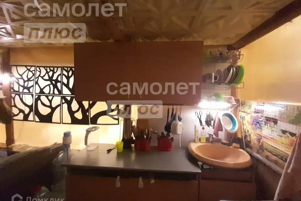 Продаётся 2-этажный дом, 15 м²