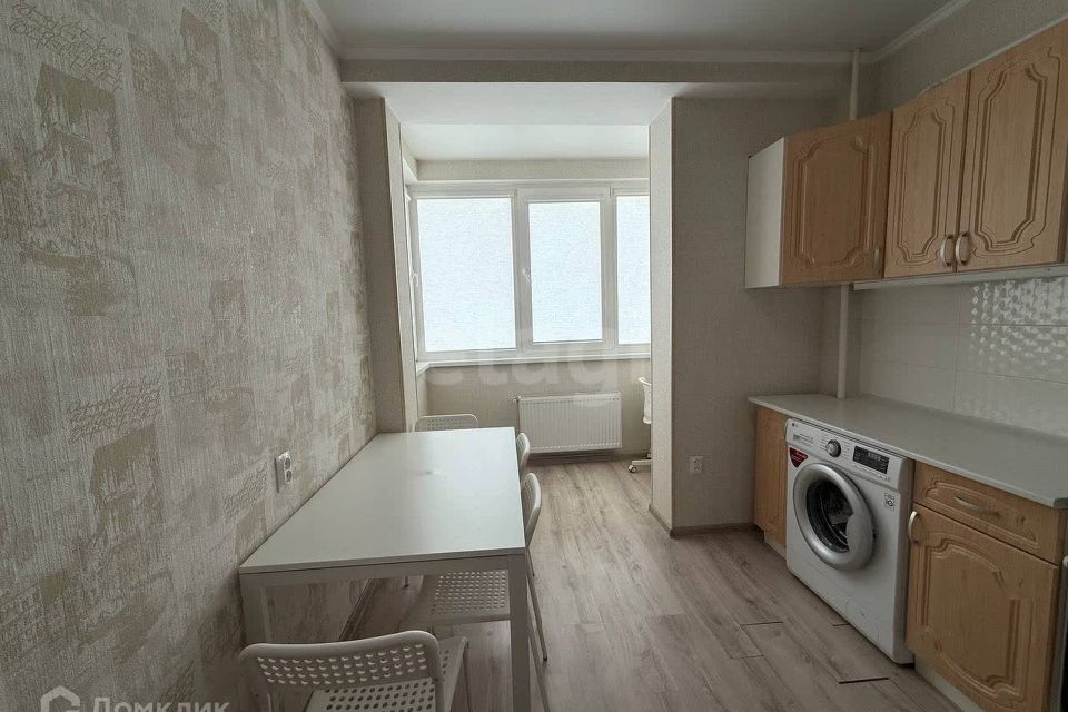 Сдаётся 1-комнатная квартира, 40 м²