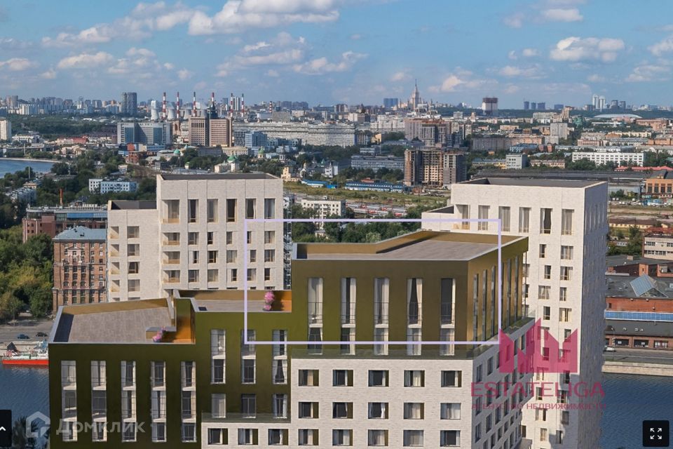 Продаётся 4-комнатная квартира, 146 м²