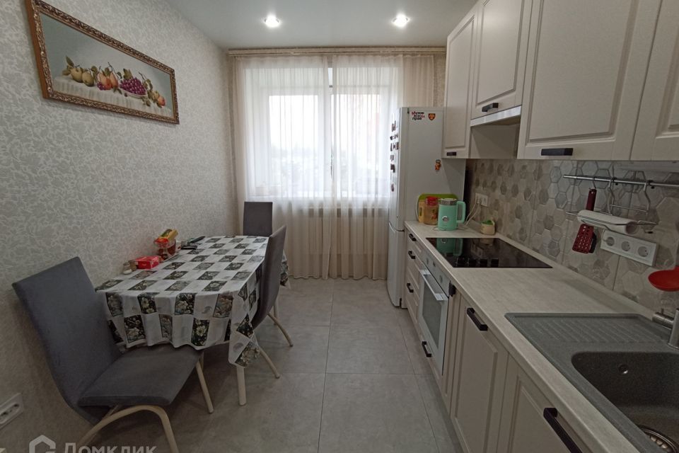 Продаётся 3-комнатная квартира, 70.9 м²