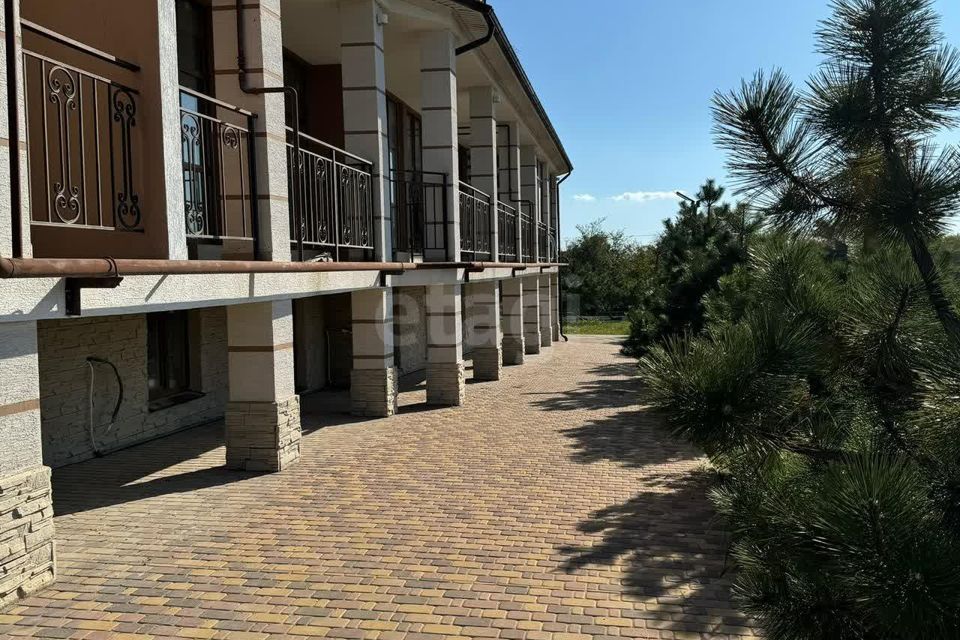 Продаётся 1-комнатная квартира, 49.9 м²