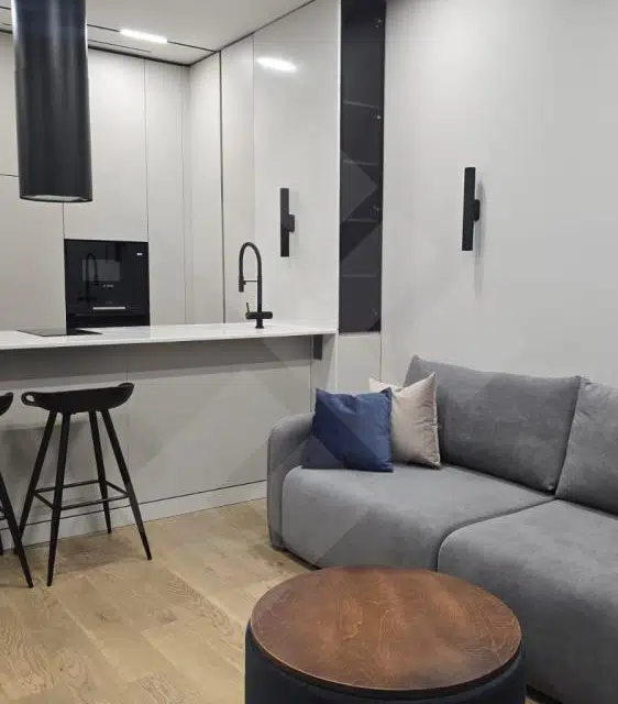 Сдаётся 1-комнатная квартира, 51.5 м²