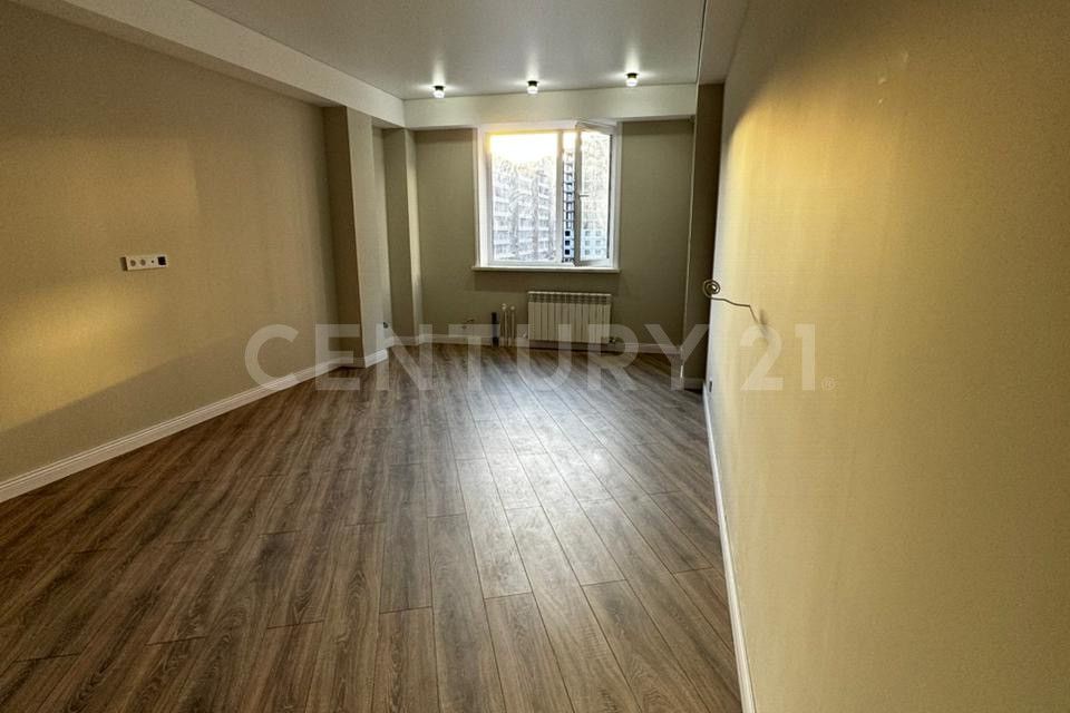 Продаётся 1-комнатная квартира, 48 м²