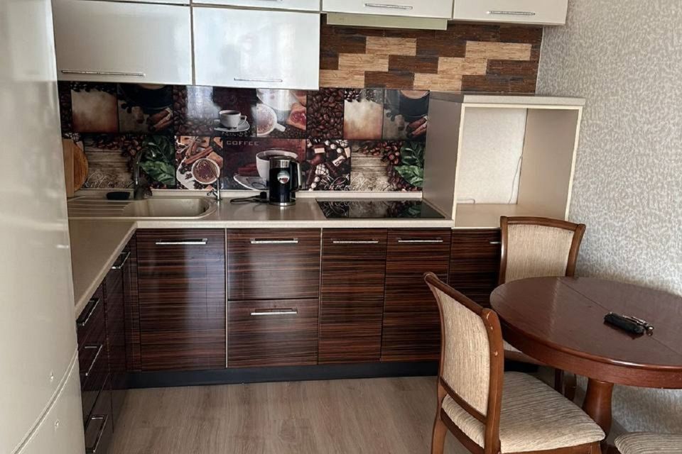 Сдаётся 1-комнатная квартира, 45 м²