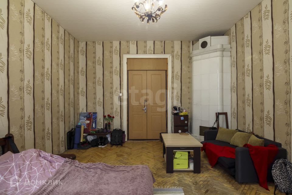 Продаётся комната в 6-комн. квартире, 25.6 м²