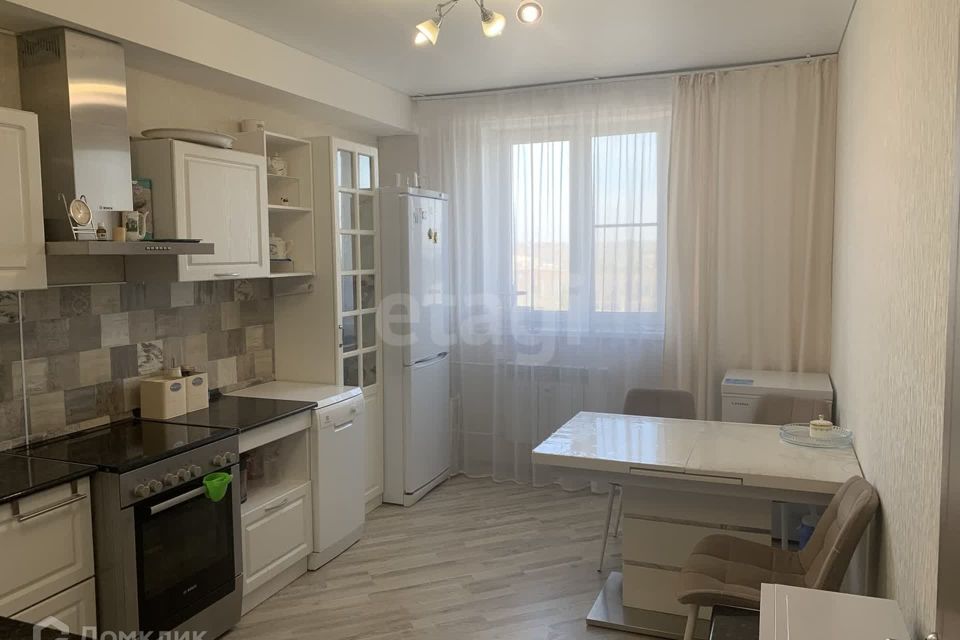 Продаётся 3-комнатная квартира, 72.4 м²