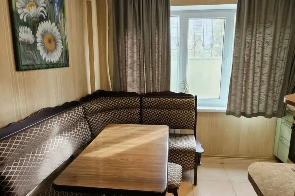 Продаётся 3-комнатная квартира, 70 м²