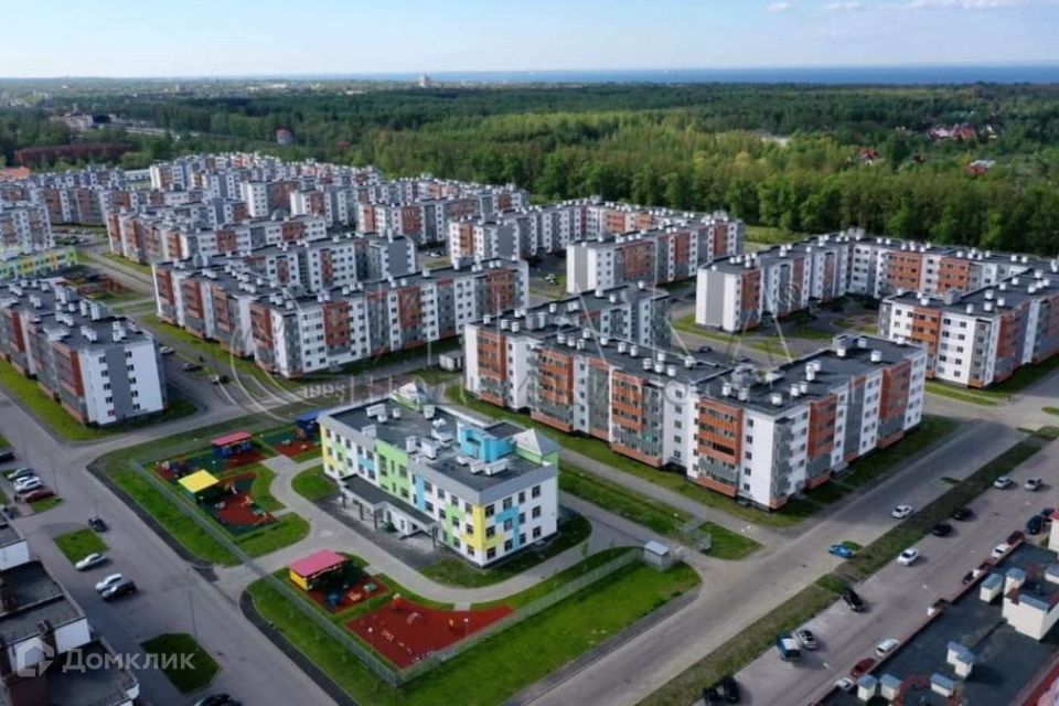 Сдаётся 1-комнатная квартира, 42 м²