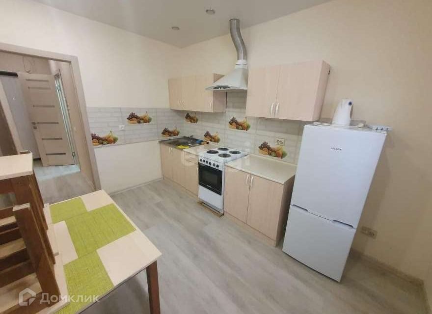 Сдаётся 1-комнатная квартира, 38 м²