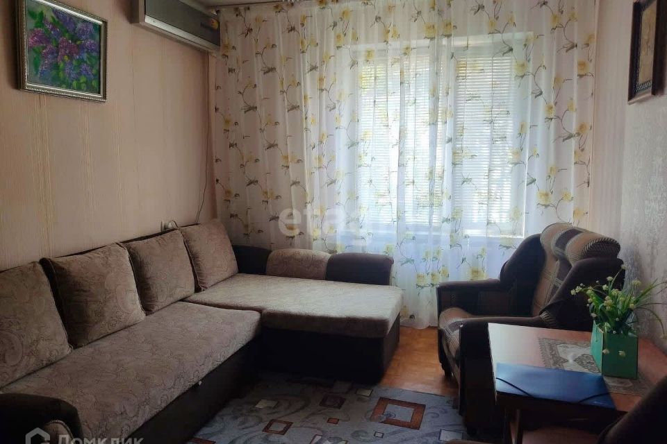 Продаётся 3-комнатная квартира, 67.7 м²