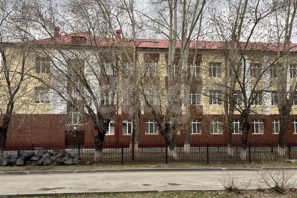Продаётся 3-комнатная квартира, 72.2 м²