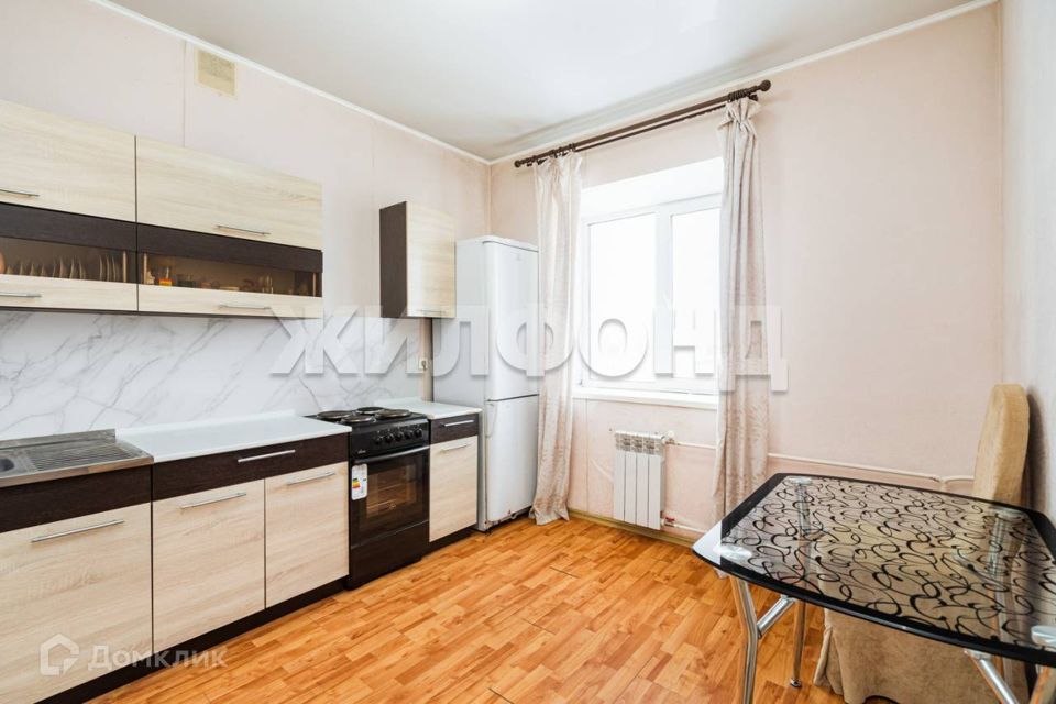 Продаётся 1-комнатная квартира, 45.5 м²