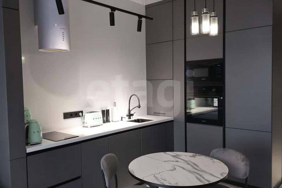 Продаётся 1-комнатная квартира, 45.2 м²