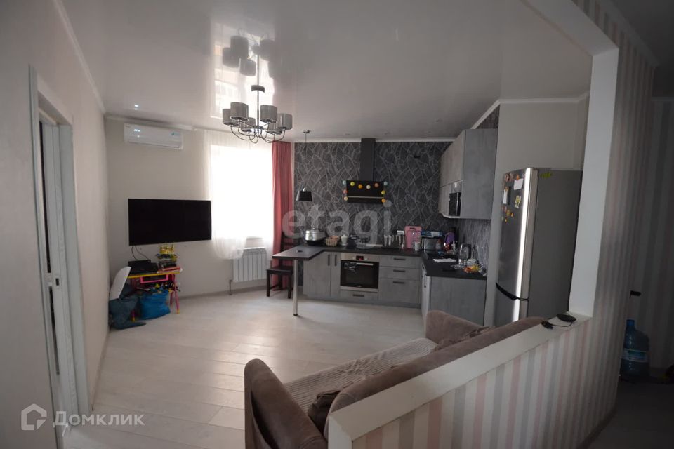Продаётся 2-комнатная квартира, 59 м²
