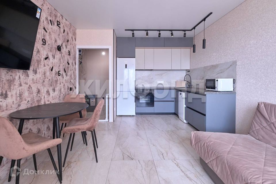 Продаётся 4-комнатная квартира, 85 м²