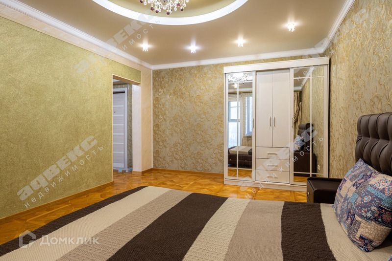 Продаётся 1-комнатная квартира, 42.8 м²
