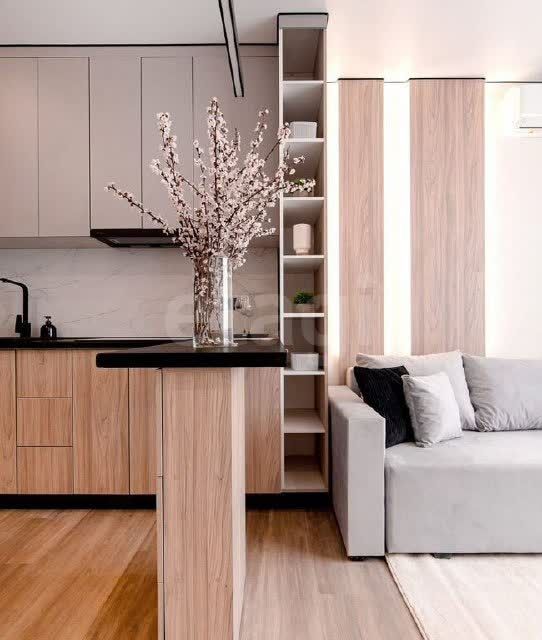 Продаётся 1-комнатная квартира, 42 м²