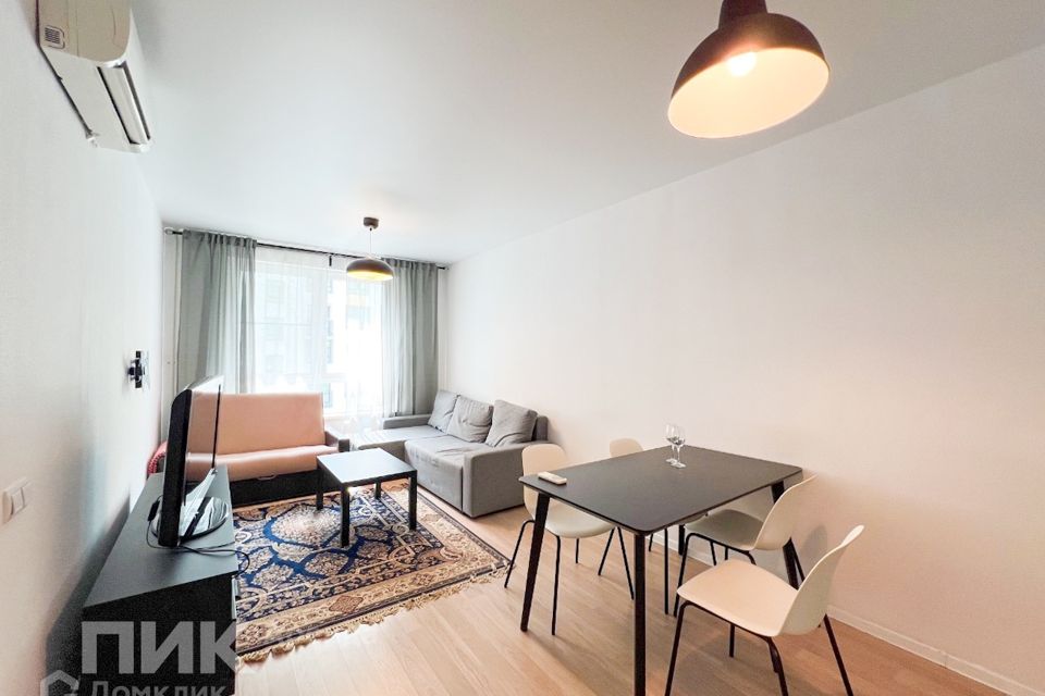 Сдаётся 2-комнатная квартира, 56.1 м²