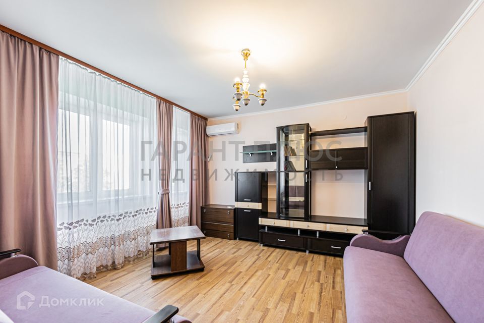 Сдаётся 1-комнатная квартира, 38 м²