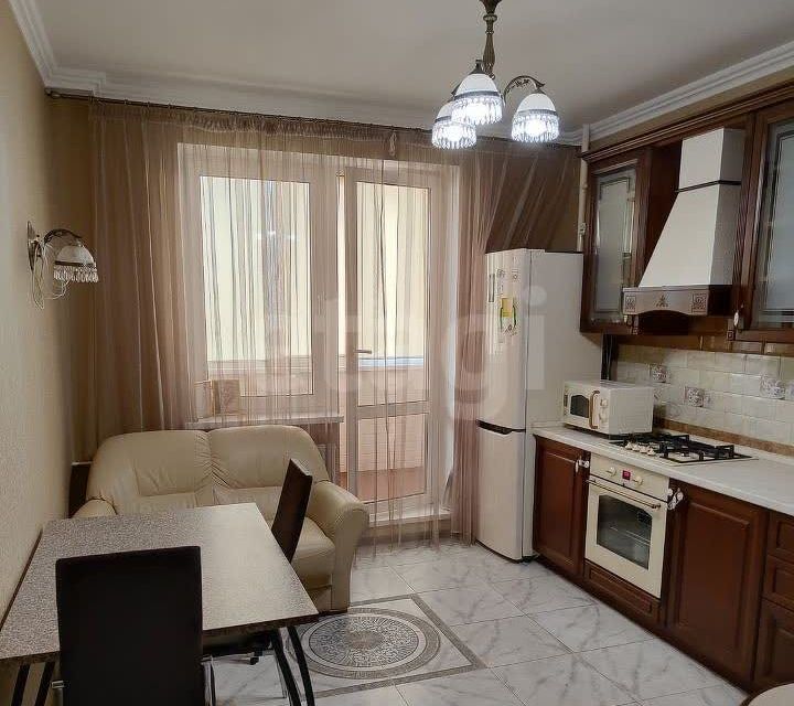 Продаётся 1-комнатная квартира, 49.2 м²
