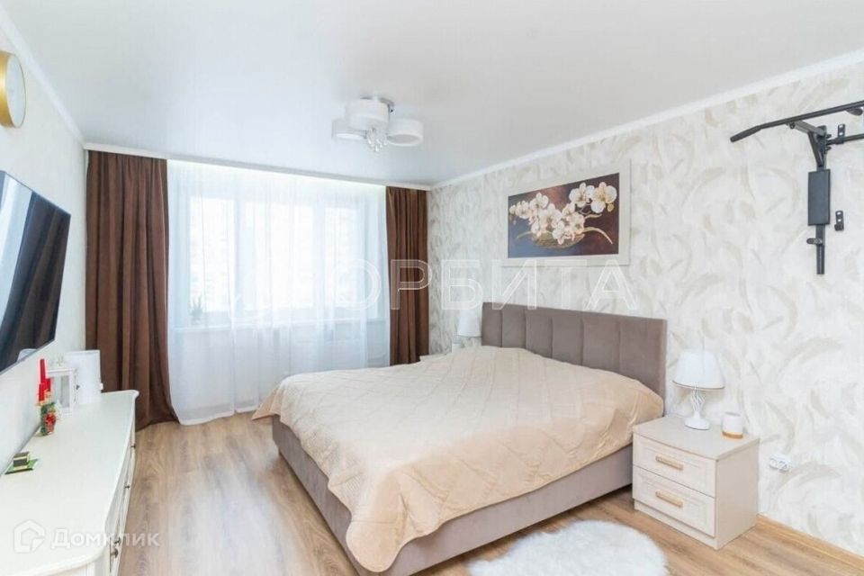 Продаётся 2-комнатная квартира, 67.6 м²