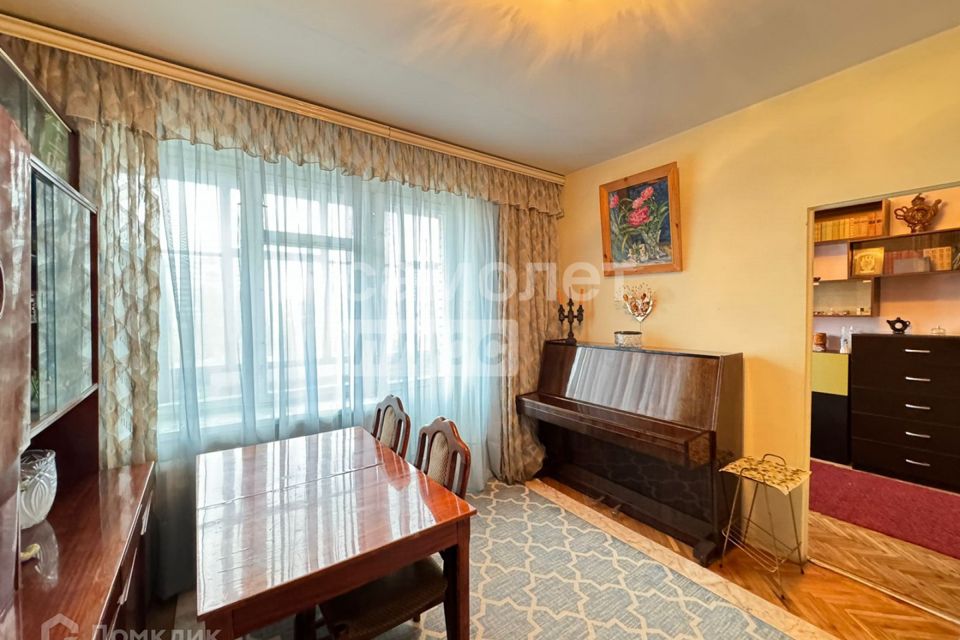 Продаётся 2-комнатная квартира, 42.4 м²