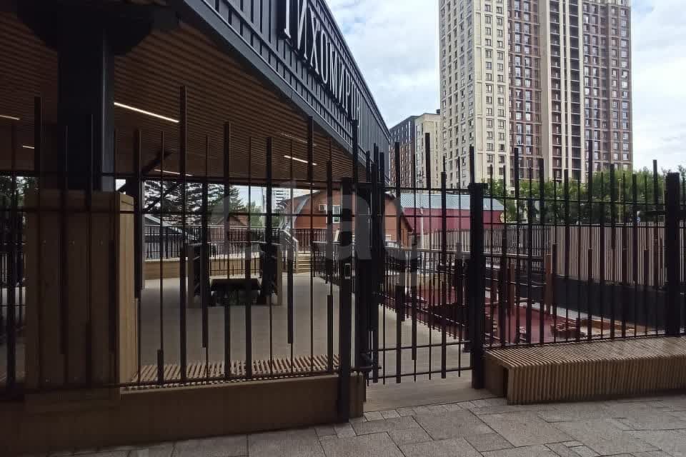Продаётся 1-комнатная квартира, 48 м²