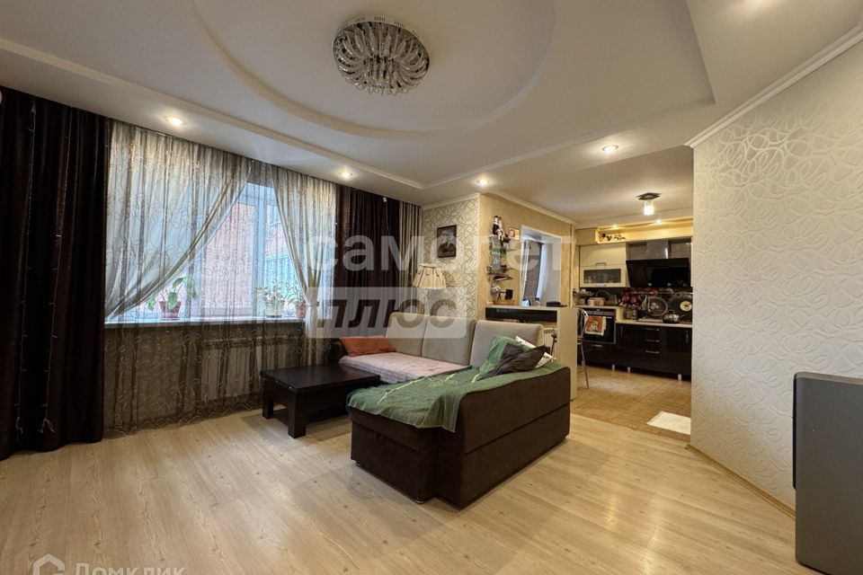 Продаётся 3-комнатная квартира, 105.8 м²