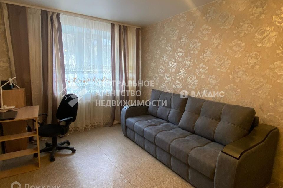 Продаётся 2-комнатная квартира, 48.4 м²