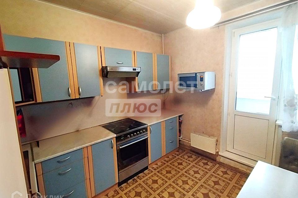 Продаётся 4-комнатная квартира, 101.5 м²