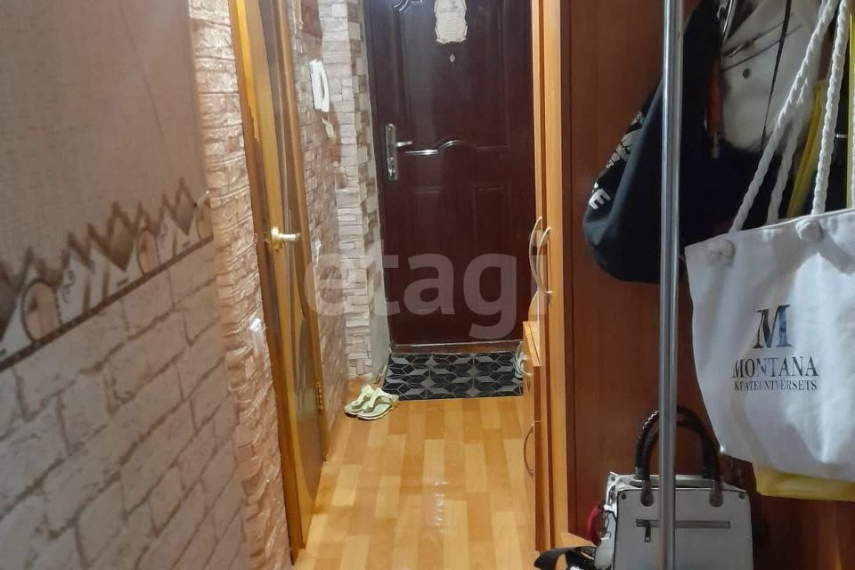 Продаётся 2-комнатная квартира, 41.9 м²