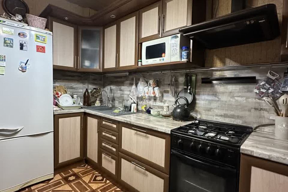 Продаётся 3-комнатная квартира, 61.2 м²
