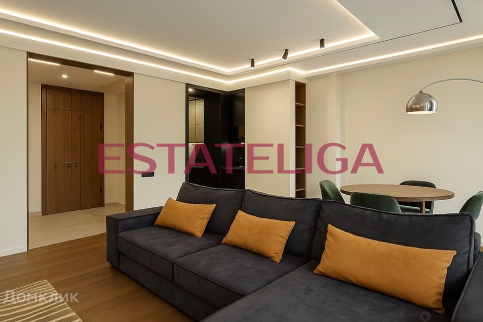 Продаётся 2-комнатная квартира, 72.3 м²