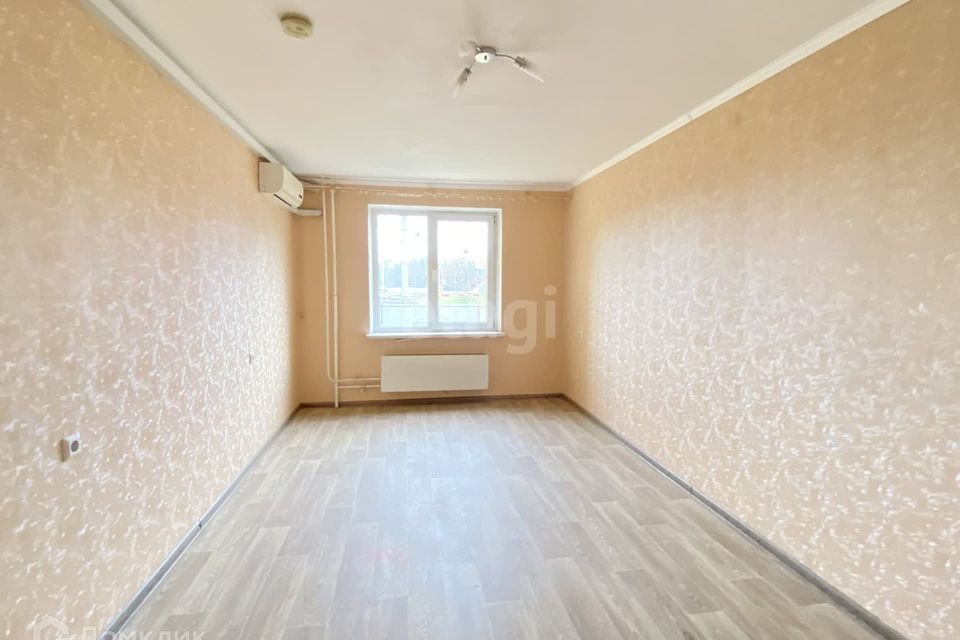 Продаётся 1-комнатная квартира, 38 м²