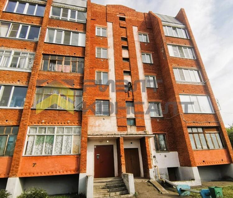 Продаётся 3-комнатная квартира, 67.8 м²