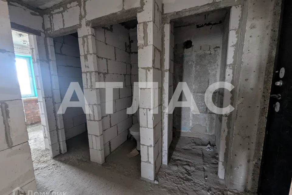 Продаётся 4-комнатная квартира, 66.3 м²