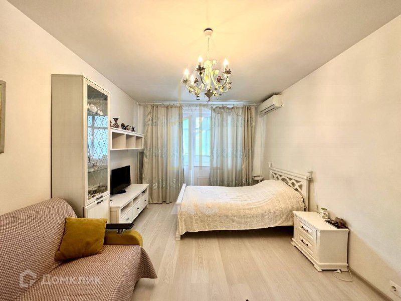 Продаётся 1-комнатная квартира, 38.5 м²