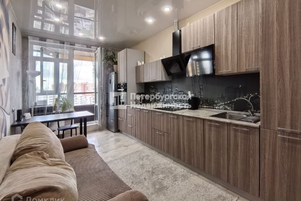 Продаётся 1-комнатная квартира, 43.7 м²