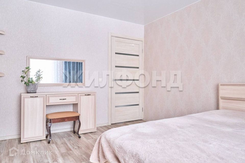 Продаётся 3-комнатная квартира, 101 м²