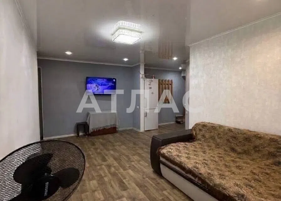 Сдаётся 3-комнатная квартира, 57.2 м²
